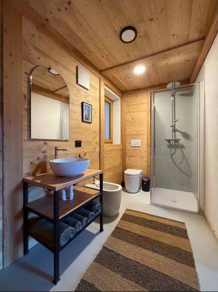 Baita Croz bagno con doccia